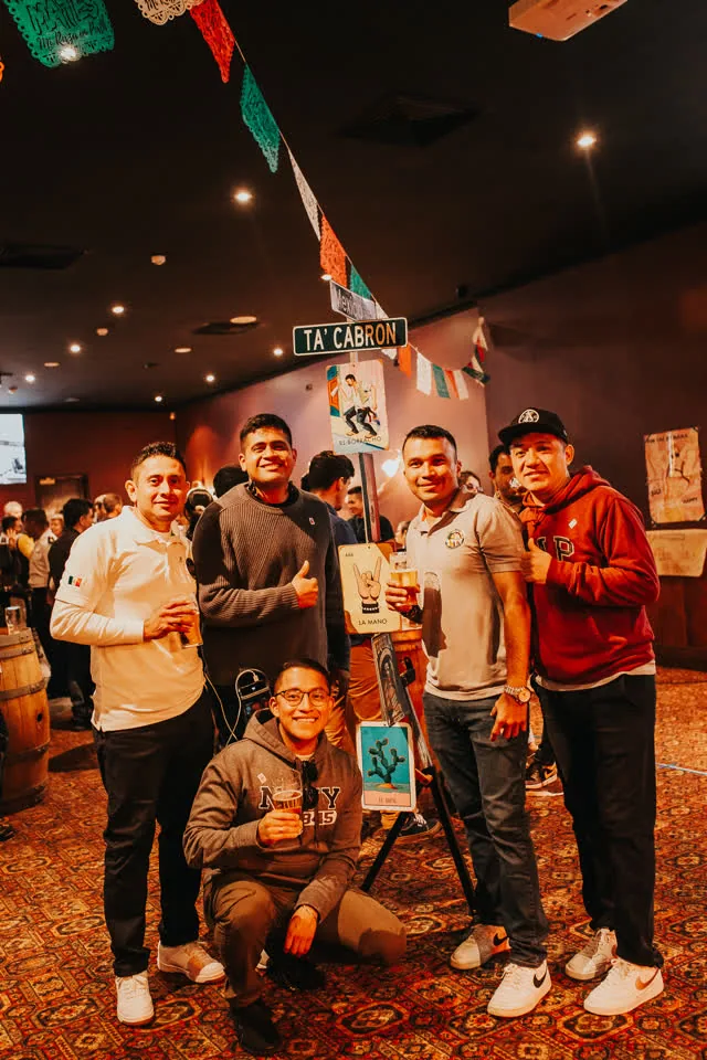 Miembros de NopalMates celebrando El Grito 2024 en Perth (8/8)