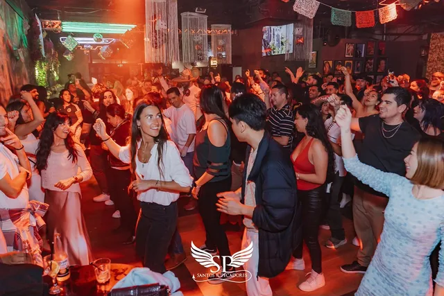 La comunidad de NopalMates celebrando El Grito 2025 en Northbridge, Perth (3/8)